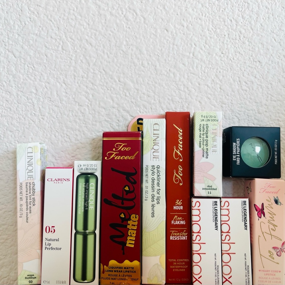 11-piece eye/lip makeup set